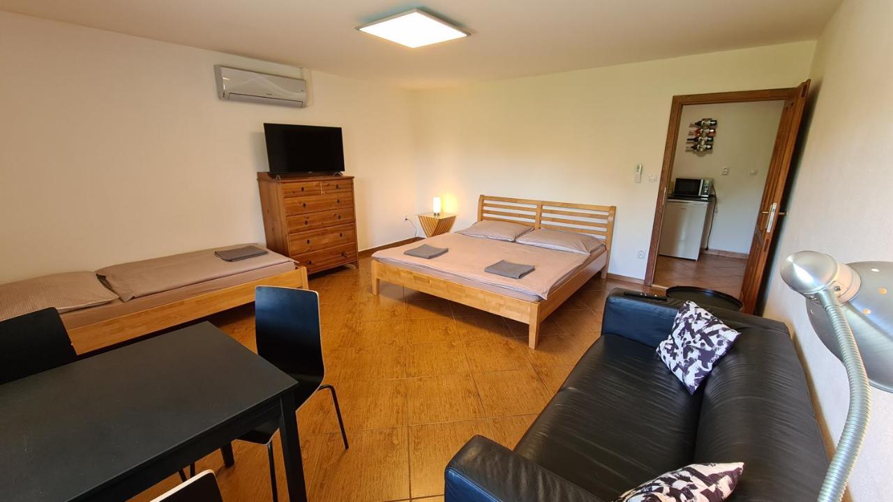 Apartmany Turold Mikulov Exterior photo